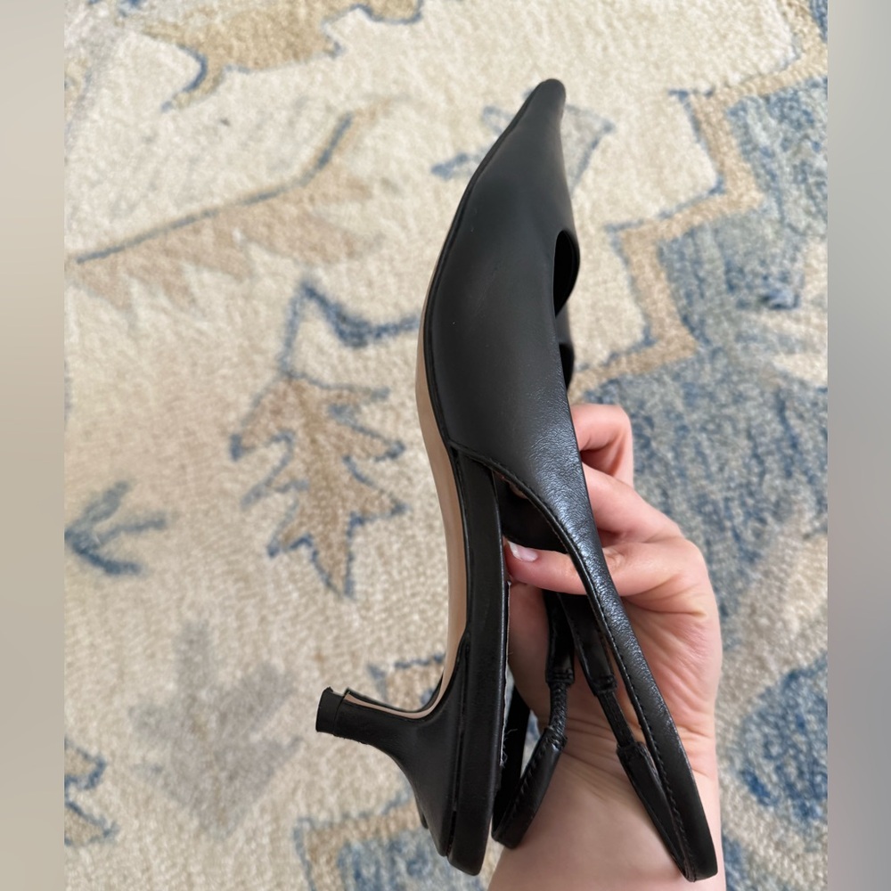 Steve Madden Black Slingback Heels - Picture 5 of 9